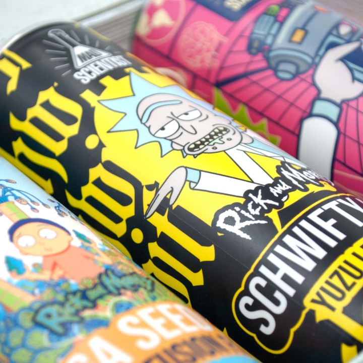 Bere artizanală Pachet Cadou Mad Scientist - Rick and Morty Adventure Book